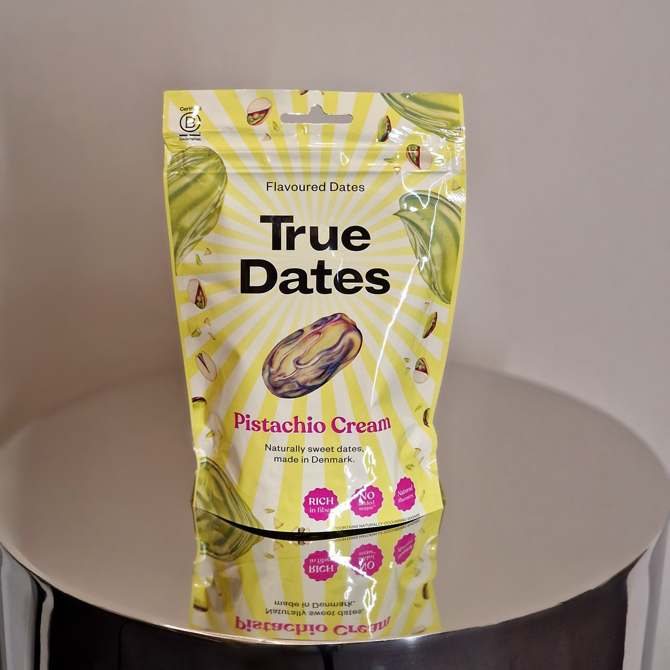 Datules su pistacijomis